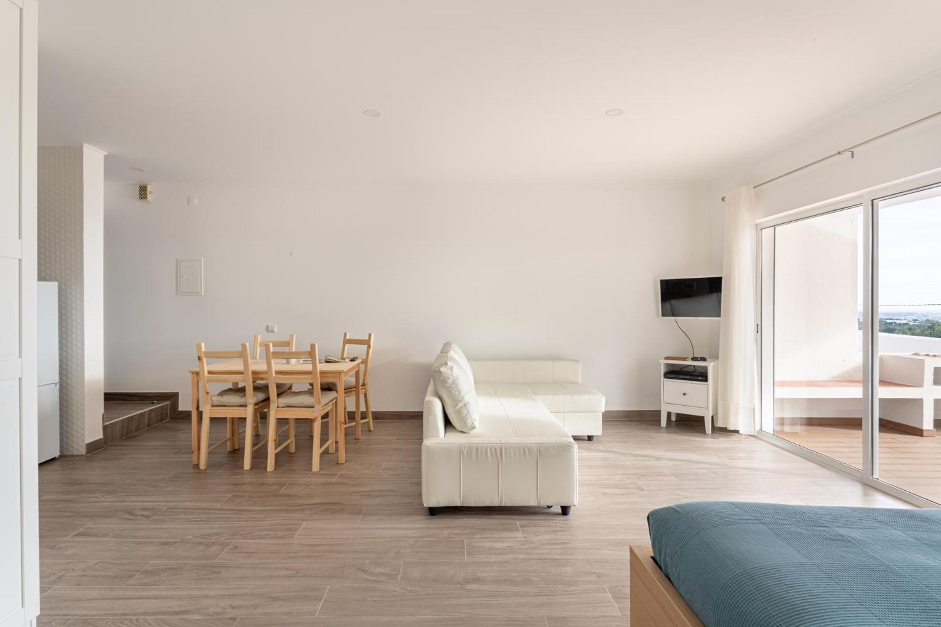 Estudio 24 Em Santa Barbara De Nexe - Faro Colmeal  Luaran gambar